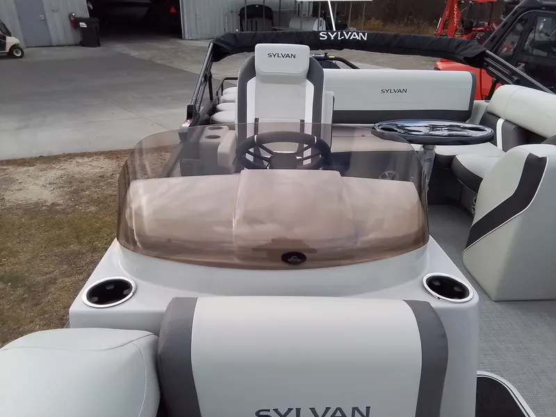 Slide: The Image of Sylvan MIRAGE X5 DLZ B 2026 - 24