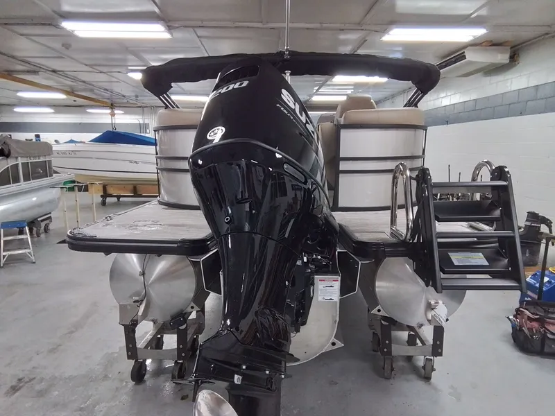 Slide: The Image of Sylvan Mirage X3 2026 - 10