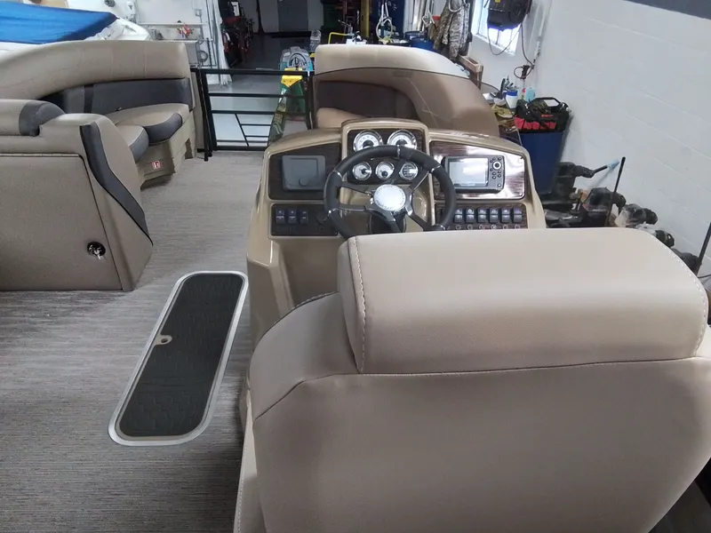 Slide: The Image of Sylvan Mirage X3 2026 - 23