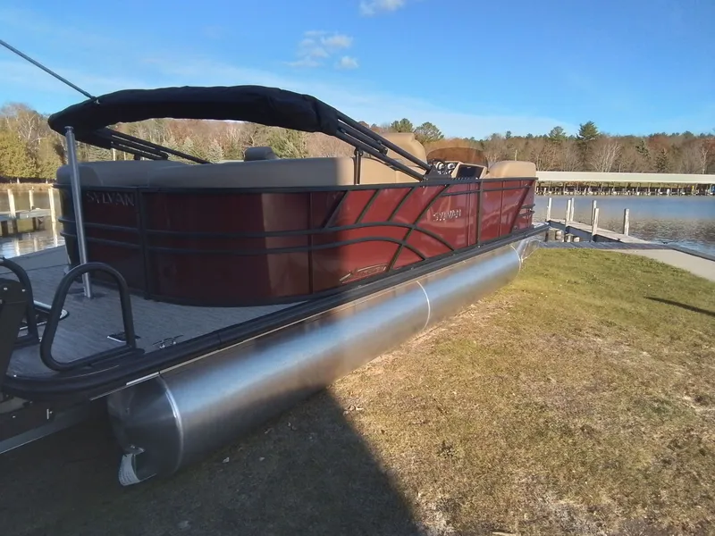 Slide: The Image of Sylvan Mirage X3 2026 - 12