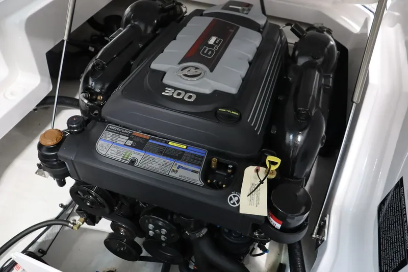 Slide: The Image of Monterey 258SS Super Sport 2025 - 36