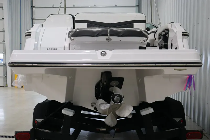 Slide: The Image of Monterey 258SS Super Sport 2025 - 4