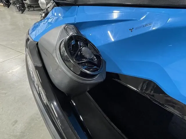 Slide: The Image of Sea-Doo RXT 2019 - 14