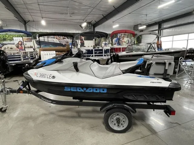 Slide: The Image of Sea-Doo FISH PRO 2022 - 6