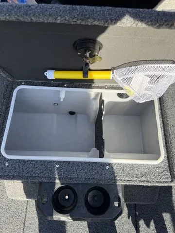 Slide: The Image of Lund 1875 Crossover XS 2026 - 10