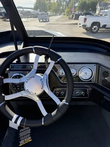 Slide: The Image of Lund 1875 Crossover XS 2026 - 12