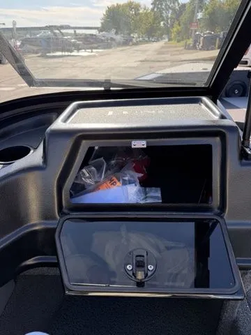 Slide: The Image of Lund 1875 Crossover XS 2026 - 16