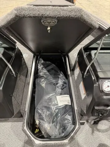 Slide: The Image of Lund 1875 Pro-V Sport 2026 - 10