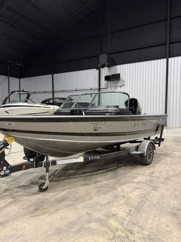 Slide: The Image of Lund 1875 Pro-V Sport 2026 - 4