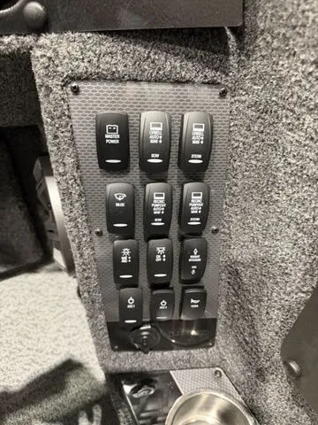 Slide: The Image of Lund 1875 Pro-V Sport 2026 - 7