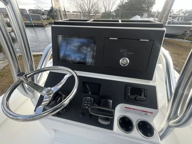 Slide: The Image of Bay Rider 239 2026 - 9