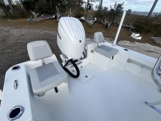 Slide: The Image of Bay Rider 239 2026 - 11