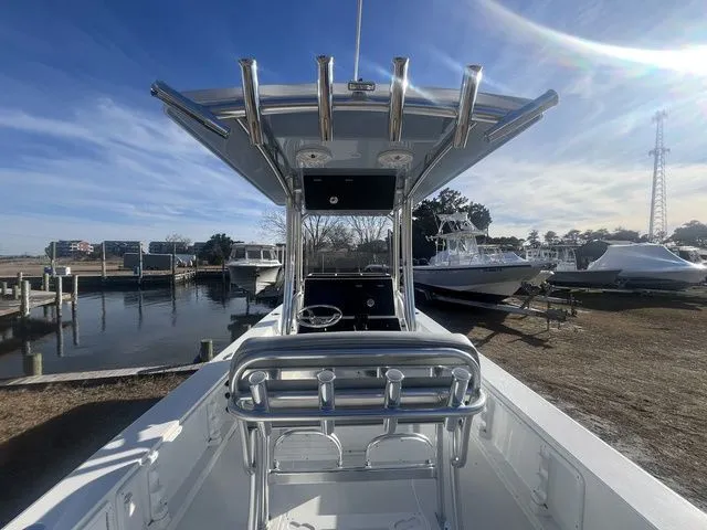 Slide: The Image of Bay Rider 2460FS 2026 - 12