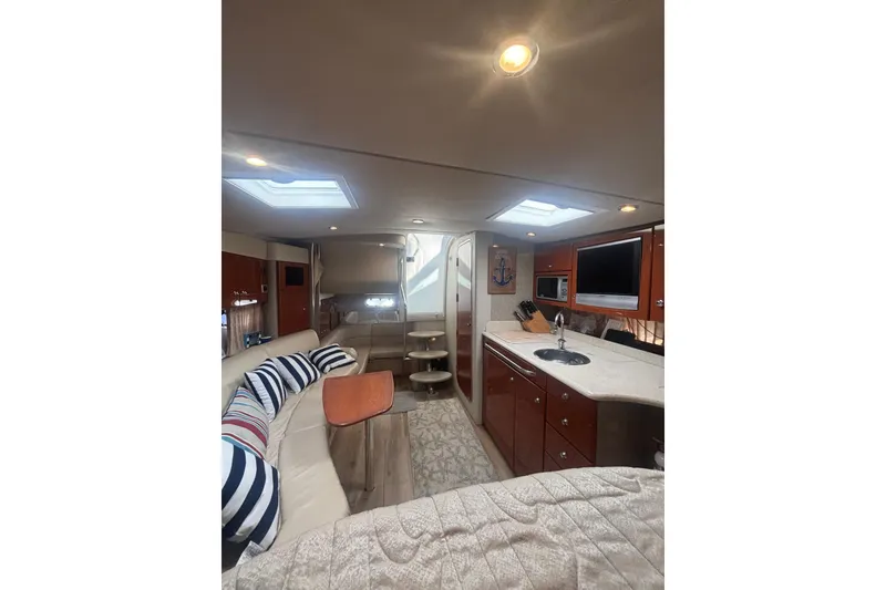 Slide: The Image of Interior of 2006 Formula 34 Performance Cruiser with cozy bed and elegant decor. - 39