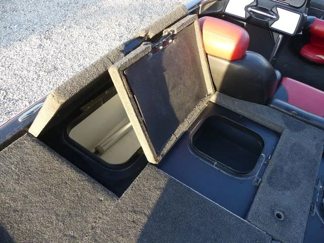 Slide: The Image of Skeeter 21i 2010 - 20