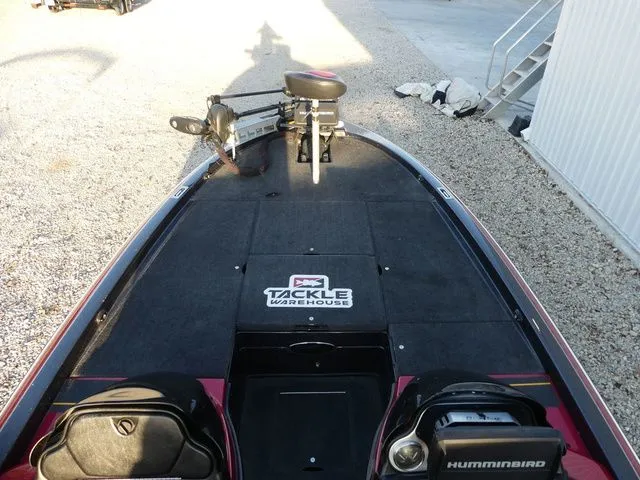 Slide: The Image of Skeeter 21i 2010 - 8