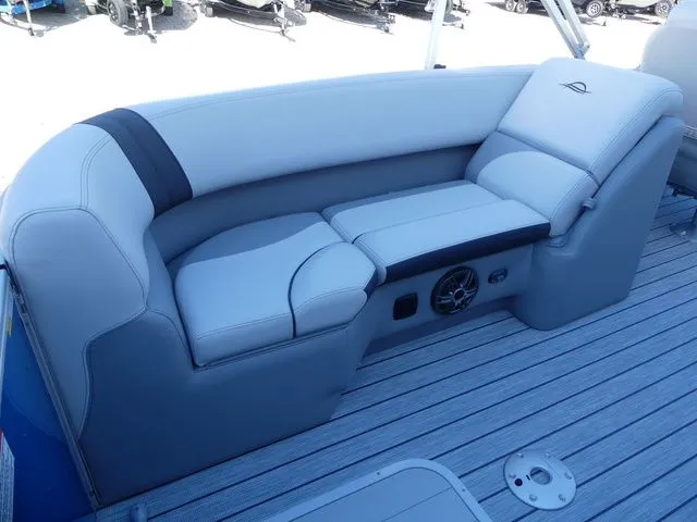 Slide: The Image of G3 Select 322RC 2026 - 11