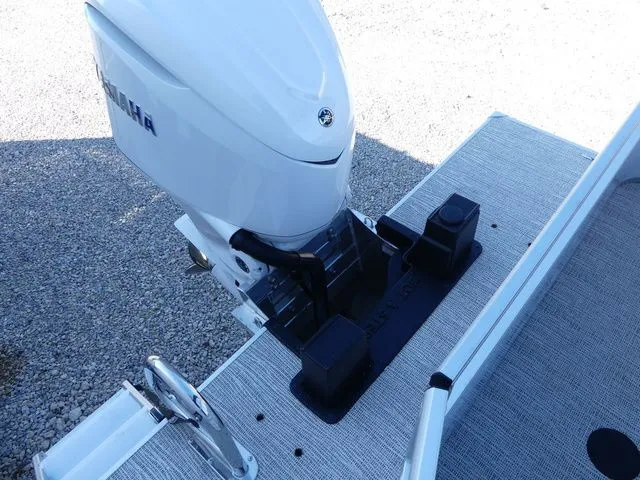 Slide: The Image of SunCatcher Elite 324SL 2026 - 20