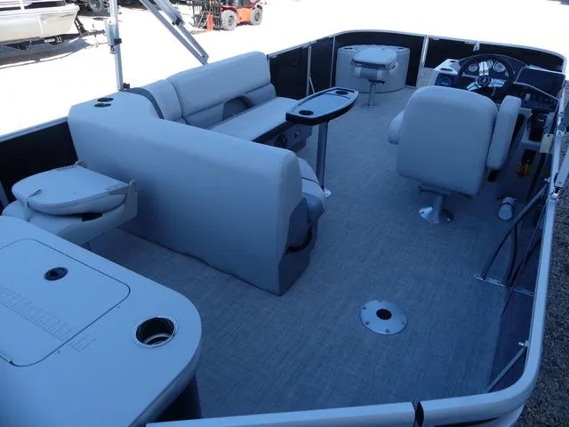 Slide: The Image of SunCatcher Select 20F 2026 - 10