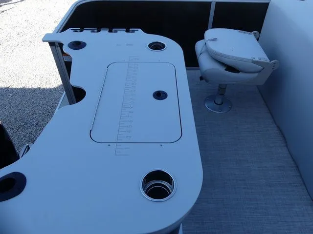 Slide: The Image of SunCatcher Select 20F 2026 - 11