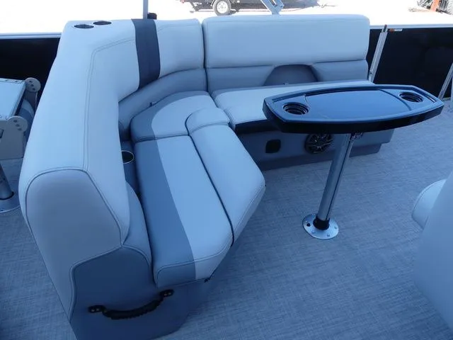 Slide: The Image of SunCatcher Select 20F 2026 - 14