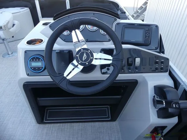 Slide: The Image of SunCatcher Select 20F 2026 - 15