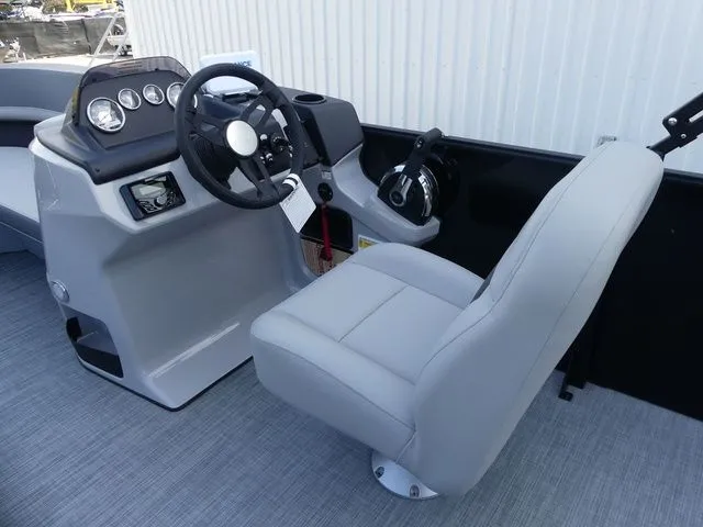 Slide: The Image of Lowe LS 190 2026 - 12