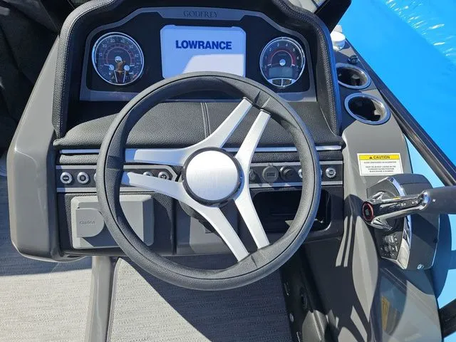 Slide: The Image of Godfrey Monaco 255 MTF 27" Impact Center Tube Package 2026 - 4