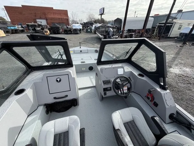 Slide: The Image of SeaArk Procat 240 - Suzuki 250 2026 - 8