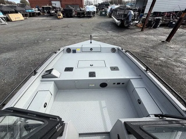 Slide: The Image of SeaArk Procat 240 - Suzuki 250 2026 - 9