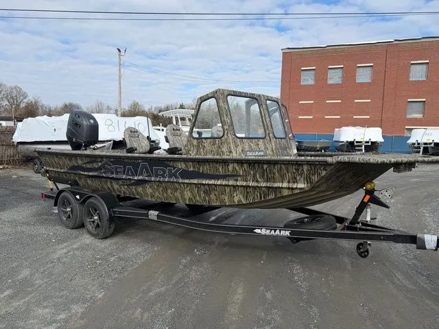 The Image of SeaArk 2072 MVT Flatcat 2026 - 1