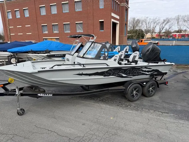 The Image of SeaArk Protege 200 2026 - 1