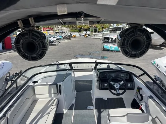 Slide: The Image of Yamaha AR190 2020 - 6