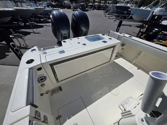 Slide: The Image of Cobia 265 Center Console 2026 - 15