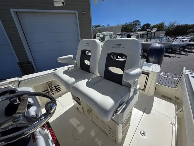 Slide: The Image of Cobia 265 Center Console 2026 - 20