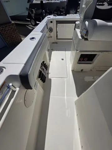 Slide: The Image of Cobia 265 Center Console 2026 - 29