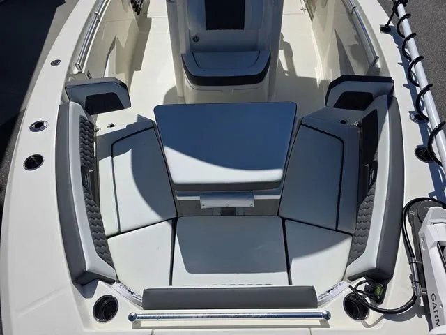 Slide: The Image of Cobia 265 Center Console 2026 - 41
