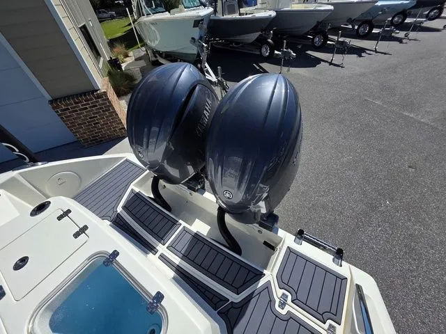 Slide: The Image of Cobia 265 Center Console 2026 - 9