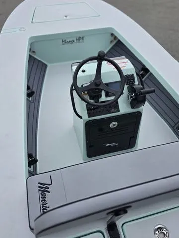 Slide: The Image of Maverick 17 HPX-S 2026 - 11