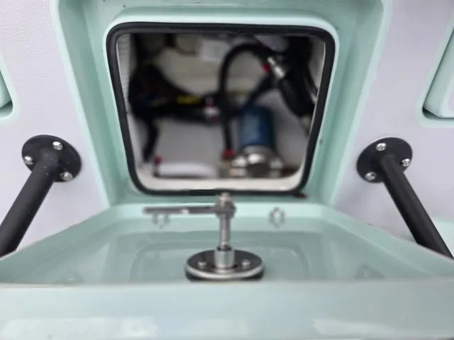 Slide: The Image of Maverick 17 HPX-S 2026 - 13