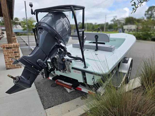 Slide: The Image of Maverick 17 HPX-S 2026 - 6