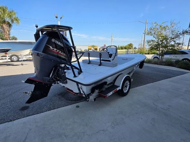 Slide: The Image of Maverick 18 HPX-V 2026 - 5