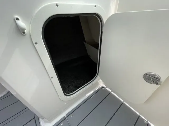 Slide: The Image of Chaparral 23 SSi OB 2021 - 18