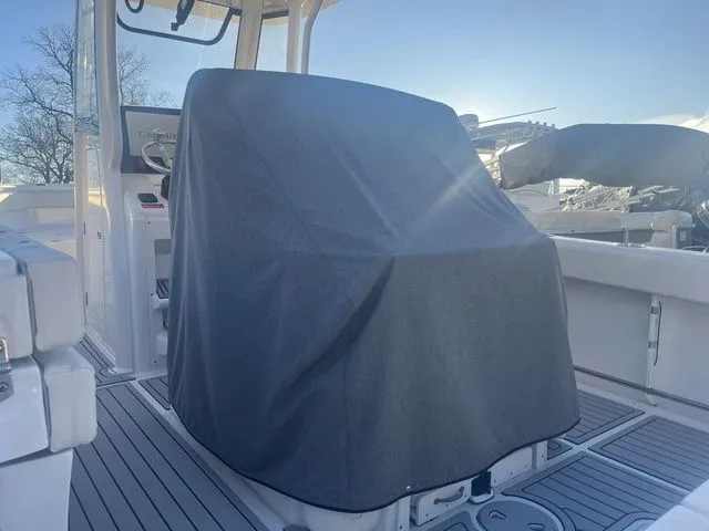 Slide: The Image of Sea Hunt Ultra 275 SE 2023 - 5