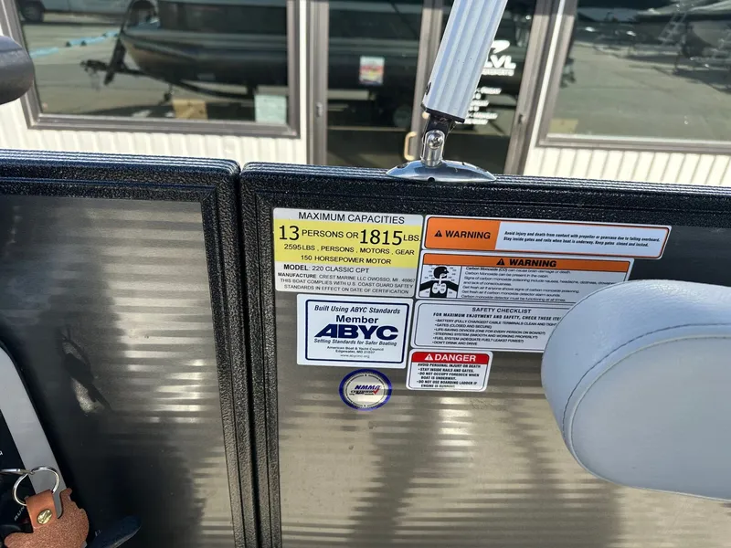 Slide: The Image of Crest Classic LX 220 SLSC 2022 - 31