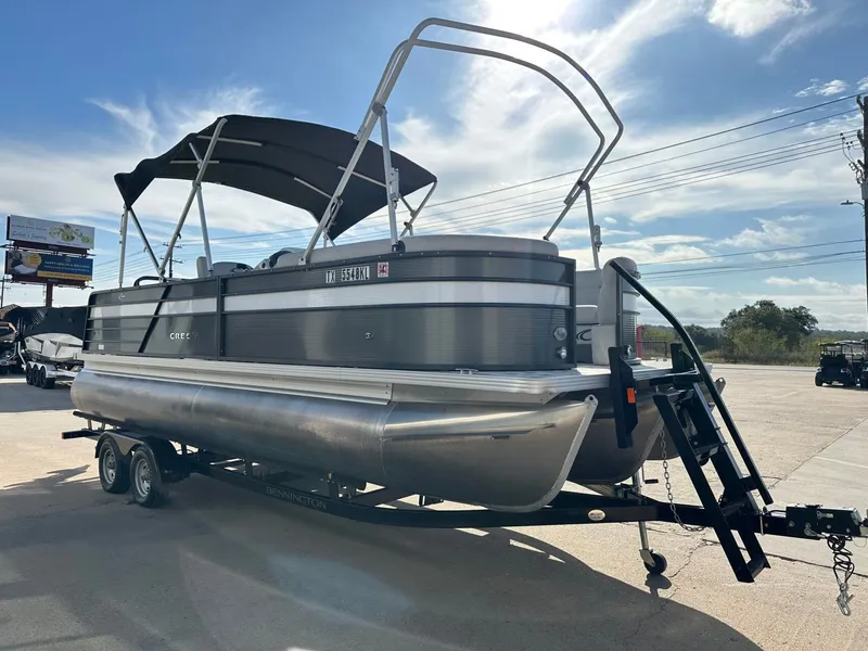 Slide: The Image of Crest Classic LX 220 SLSC 2022 - 7