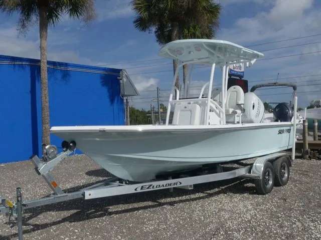 The Image of Sea Pro 210 Bay 2026 - 1