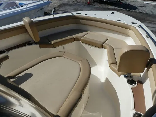 Slide: The Image of Scout 215 XSF 2020 - 11