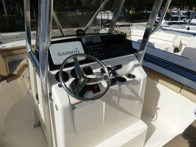 Slide: The Image of Scout 215 XSF 2020 - 7