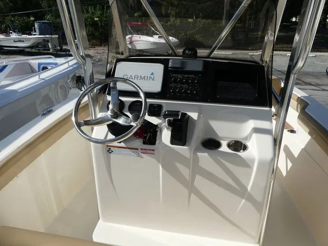 Slide: The Image of Scout 215 XSF 2020 - 8